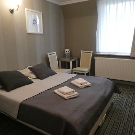 Hotel Niedzwiadek Вджидзе Кишевске Екстериор снимка