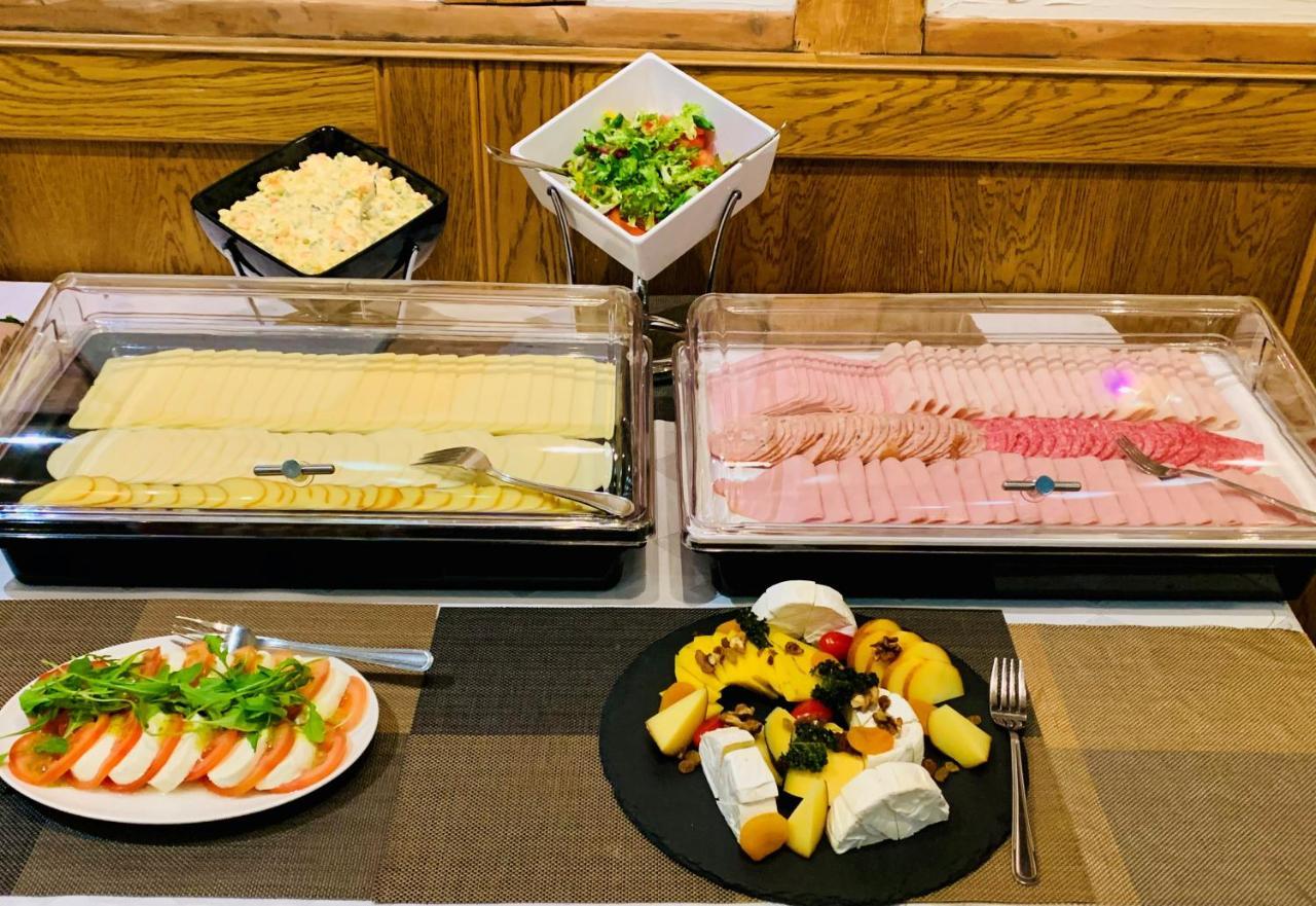 Hotel Niedzwiadek Вджидзе Кишевске Екстериор снимка